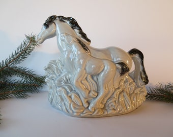 Vintage Horse Table/TV Lamp Colt and Foal