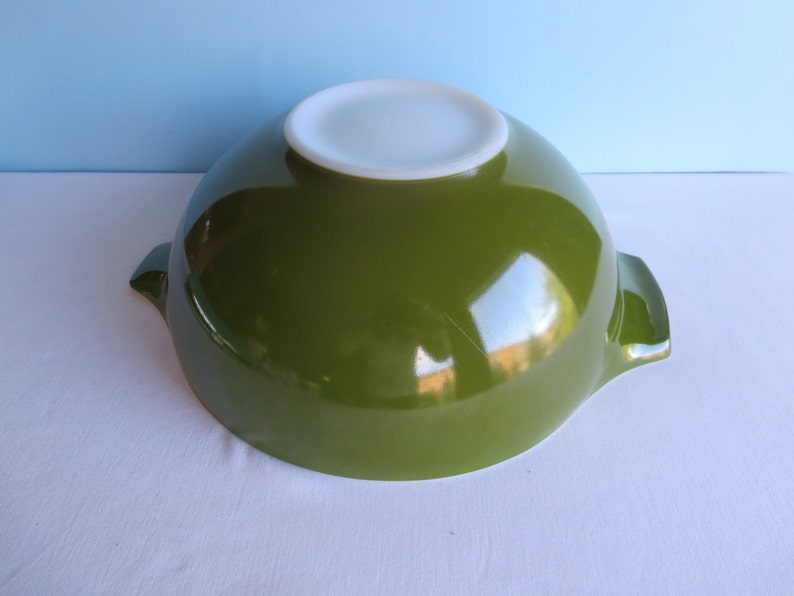 Vintage Green Pyrex Tab Bowl Avocado Green Large Bowl 444 Pyrex Bowl image 4