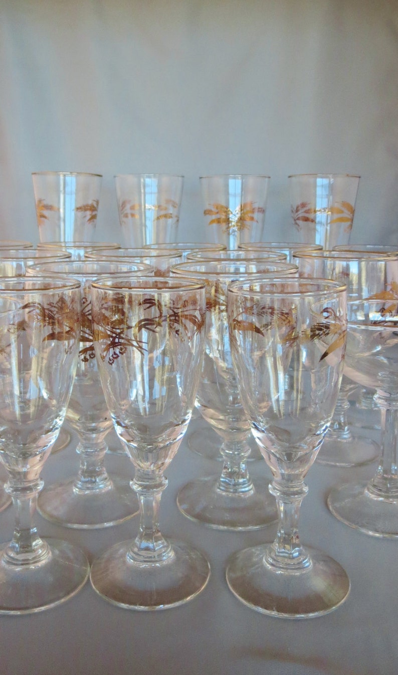 Vintage Gold Leaf Stemware Four Sizes Clear Glass With 22 Etsy