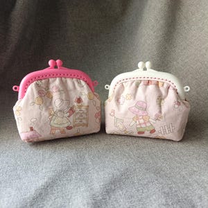Handmade Kiss Lock Coin Purse, Vintage Small Cute Kids&#39;  Wallet, Cute Money Pouch for girls, Mini Clutch Purse, Cardholder, Gift for kids