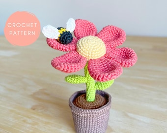 かぎ針編みの花のパターン：鉢とハチのバンブルブロッサムアミグルミ