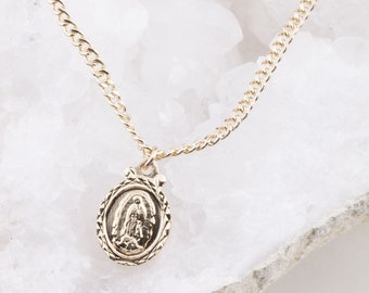 Nostra Signora di Guadalupe Oro Fascino Dainty Collana, Vergine Maria Collana, Regalo di Natale, Regalo per lei, Collana di tutti i giorni cattolici,