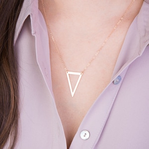 Delicate Triangle Necklace, Simple Geometric Triangle Necklace in Silver, Gold or Rose Gold, Dainty Minimal Geometric Layered Necklace
