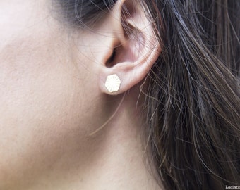 Delicate Gold Small Hexagon Textured Stud Earrings, Geometric Studs, Minimalist, Everyday Earrings, Gift Under 25, Simple Geometric Studs