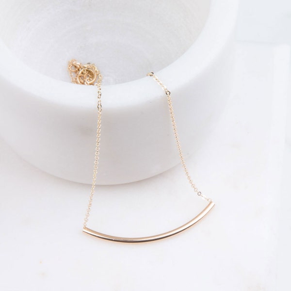 Gold Curved Bar Necklace,Gold Layering Necklace, Long Gold Bar Necklace, Gold Bar Necklace, Curved Tube Necklace, Simple, Layered Necklace