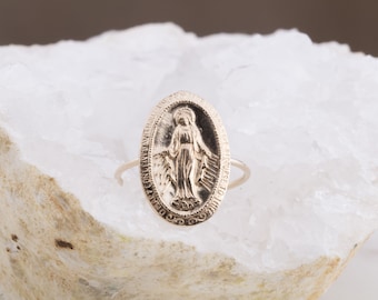 Delicato anello ovale della Vergine Maria riempito in oro 14 carati nelle taglie 6, 7 e 8, anello religioso, regalo per lei, Pasqua, anello delicato, anello vergine Maria