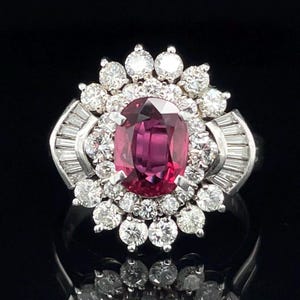 Stunning No Heat Natural Eye Clean 1.02ctw Ruby & 1.18ctw Diamond Ring In Platinum GIA Report Size 6