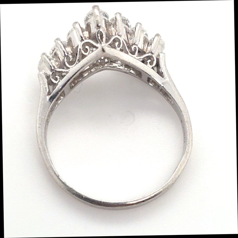1.02ctw Natural Diamond Vintage Estate Ring In Platinum image 6