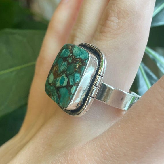 Sterling Silver & Square Turquoise Ring - image 2