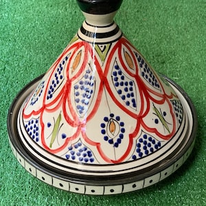 Handmade Moroccan Tagine – Traditional Clay Cooking Pot – Safi Pottery – Authentic Moroccan Kitchenware – Boho Home Decor