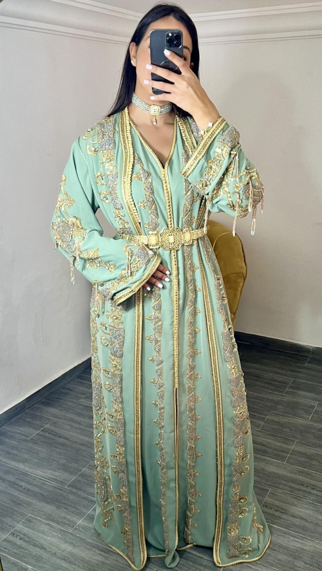Elegante