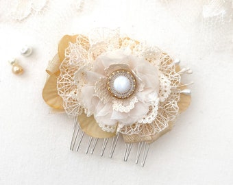 Vintage Lace Hair Flower - Small Floral Hair Comb - Bride Hair Piece - Bridesmaid Hair Accessory - Flower Girl Hair - White Hair Flower