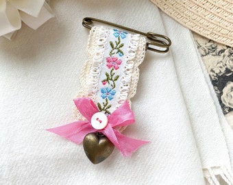 Kilt Charm Pin for Sweater, Purse, Bag, Shawl or Jacket Lapel