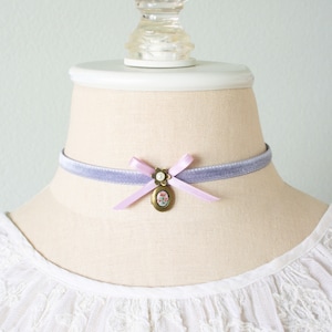 Vintage Cameo Locket Necklace - Velvet Ribbon Bow Choker - Lavender Wedding