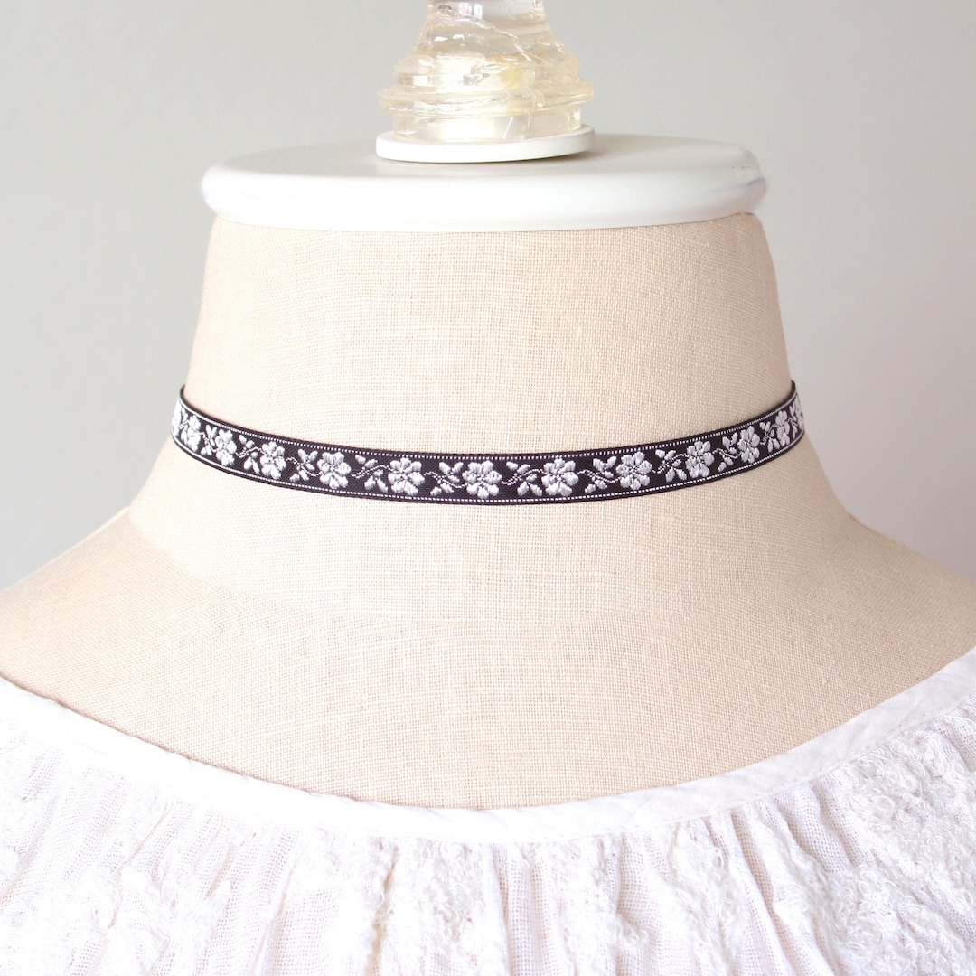 Black and White Floral Ribbon Choker Necklace - Etsy