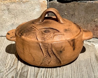 Micaceous Clay Cooking Pot, Peacock Art, Lidded Bean Pot, New Mexico Pottery, Bird Feather Pottery, Cynthia McDowell, Earthfired Pottery.