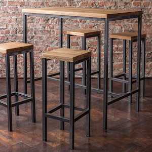 Industrial Bar Stool with Pine Wood Seat and Steel Frame, Modern Metal and Wood Design, Customizable Colors for Kitchen, Bar, and Dining