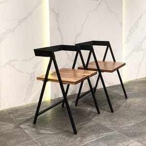 Loft Chair with Slanted Legs – Ash Wood Seat and Metal Frame, 68 cm Height, Customizable Colors (Black, White, Matte Chrome, Gray)