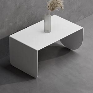 Multifunctional Side Table – Minimalist Steel C-Table – Sofa End Table for Living Room or Bedroom – Narrow Space Furniture Solution