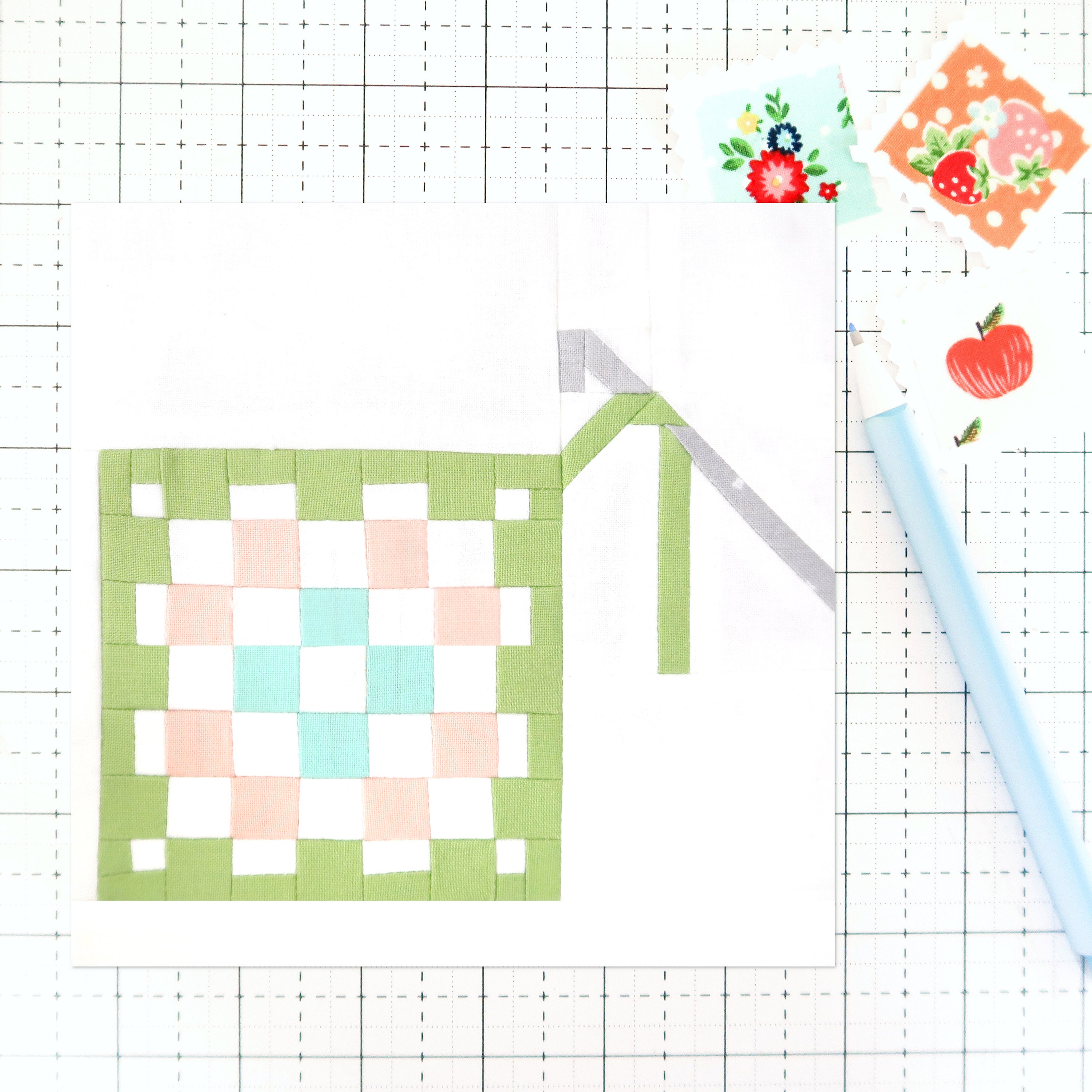 35 Crochet Blocks and Squares for Your Next Project 7 Crochet Hook and Granny Square Quilt Block