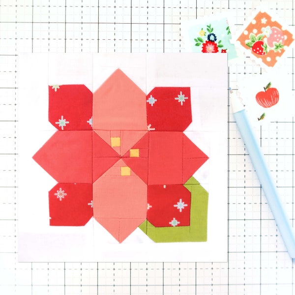 Christmas Poinsettia Flower Quilt Block PDF pattern - Includes instructions for 6 inch, 12 inch, 18 inch and 24 inch Finished Blocks