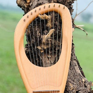 Beechwood 10 String Lyre Harp Pentatonic Design Musical Lyre Harp with free Bag Key and String Set