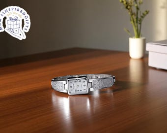 Elegant Square Bracelet Watch | Women&#39;s Alloy Quartz Wristwatch Gift | Fashion Classic Timepiece for Her | Delicate Dress Accessory