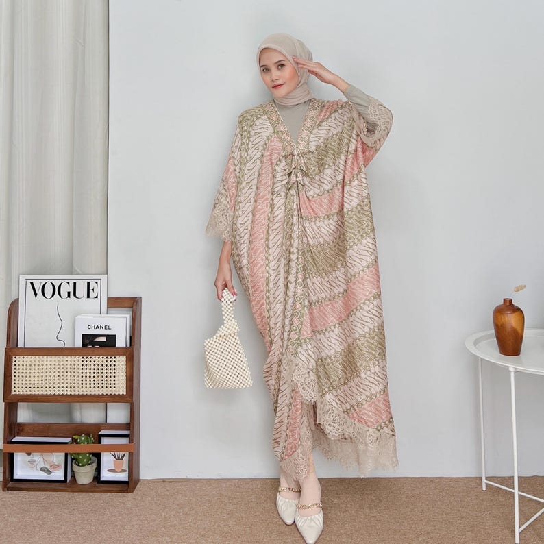 NEEL VRITTA – HANDCRAFTED KAFTAAN DRESS