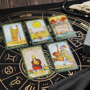 Classic Tarot Deck, Antique Tarot Deck, Tarot Reading, Tarot Cards, Vintage Tarot Deck, Divination Cards, Spiritual Cards, Oracle Deck