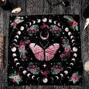 Tarot Reading Cloth, Divination Cloth, Altar Cloth, Altar Accessory, Wiccan Cloth, Gothic Decor, Pagan Altar Gift, Altar Tablecloth