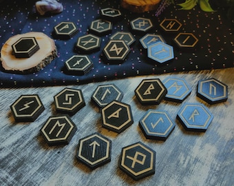 Juego de runas vikingas, runas del Futhark antiguo, runas nórdicas de madera, accesorios de altar, runas hechas a mano, runas de madera, juego de runas, regalo para amantes de la mitología nórdica