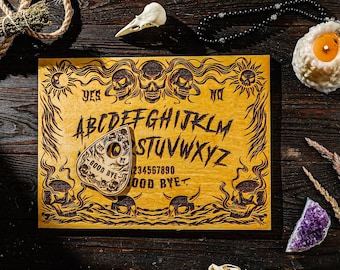 Waarzeggerij met planchette, aangepast spiritusbord, houten ouijabord, occult bord, pratend bord, ritueel bord, gotisch decor