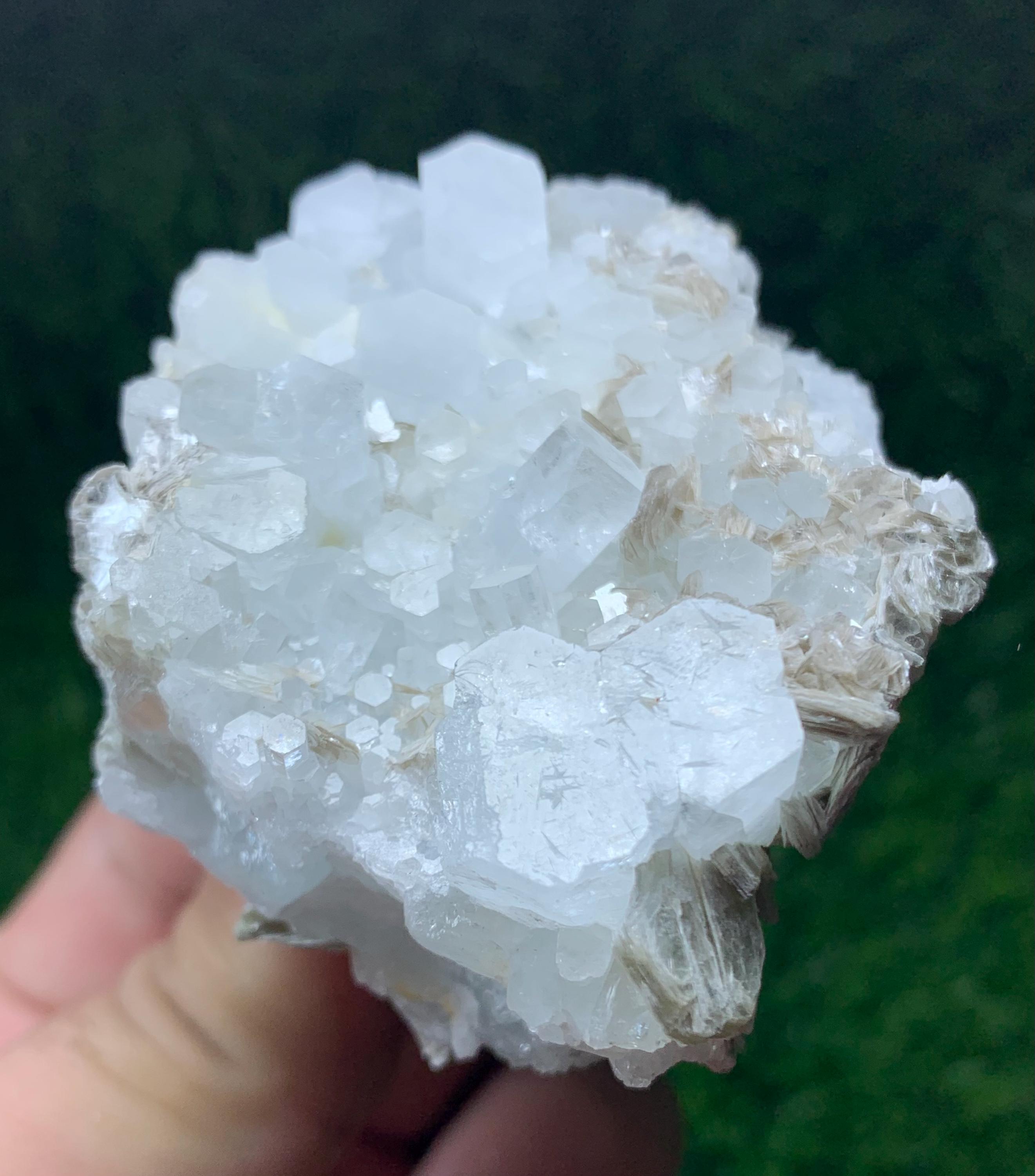 アクアマリン結晶標本：131g 鉱物コレクションピース - Etsy 日本