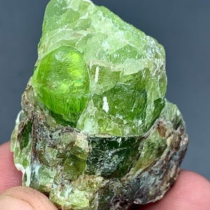 62グラムの希少天然グリーンペリドット結晶 - パキスタン産原石 - Etsy 