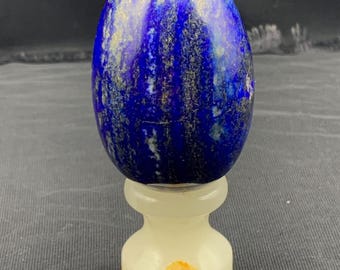 Handmade Lapis Lazuli Egg: Regal Decorative Piece (170g)