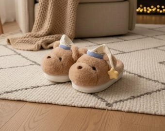 Pantuflas de oso: piel de felpa color caqui, cómodas zapatillas de invierno