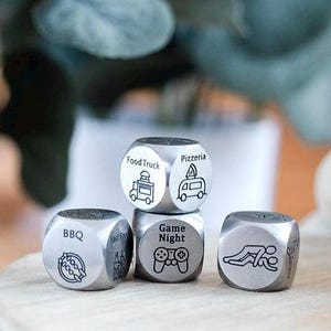 Date Night Würfel, Paare Spiele DATE Night Ideen und Essen Entscheidungswürfel, Essen Würfel für Date Night Spiele, Paare Geschenkideen, Date Night Spiele