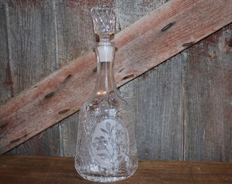 Crystal decanter with stopper Flora Collection vintage 1970's flower