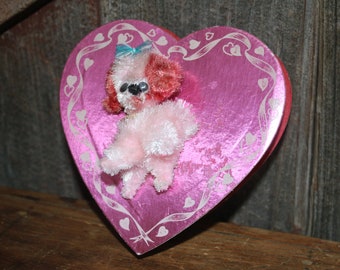Vintage heart chocolate box - pink with dog - kitsche fun
