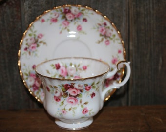 Royal Albert cup and saucer Cottage Garden England bone china