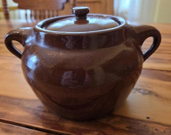 Medalta Potteries pottery bean pot crock with lid 1966 Redcliff vintage redware