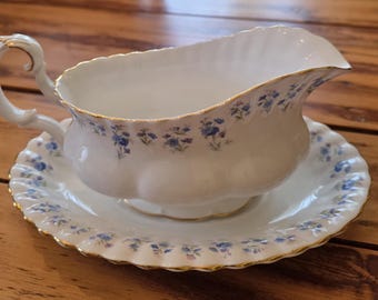 Royal Albert Memory Lane gravy boat and underplate plate platter Bone China