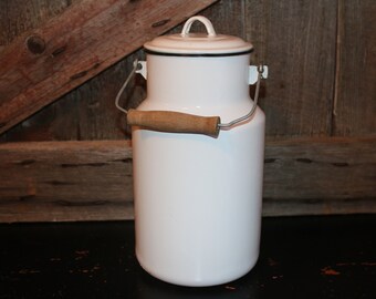 White enamelware pail water or milk bucket kitchen vintage metal