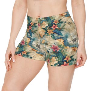 Shorts pour femme, carte au trésor, impression artistique, vêtements de plage d'été, aventure, shorts pour femme, ambiance estivale confortable, tenue décontractée, tenue de voyage