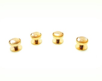 Pearl Tuxedo Shirt Studs - Crème de la Crème Tuxedo Shirt Studs- Natural Mother of Pearl Tuxedo Shirt Studs – Cream Pearl Tuxedo Shirt Studs