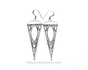 Silver Earrings – Silver Triangle Earrings – Art Deco Triangle Earrings - Antique Silver Earrings