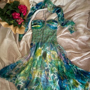 Vestido de verano de hadas, vestido de hadas con cuentas, vestido de fiesta vintage, vestido de hadas con adornos, vestido de verano con cuentas de colores, vestido de fiesta de seda de hadas.