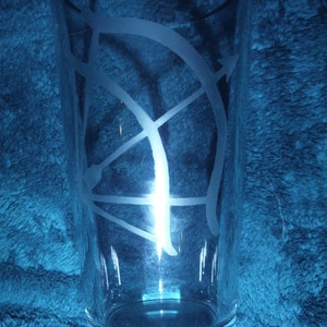 Dark Hunter Glass image 3