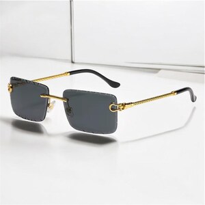 Luxury Square Rimless Sunglasses – Gold Twist Arm, Y2K Streetwear Eyewear, Bold Summer Style