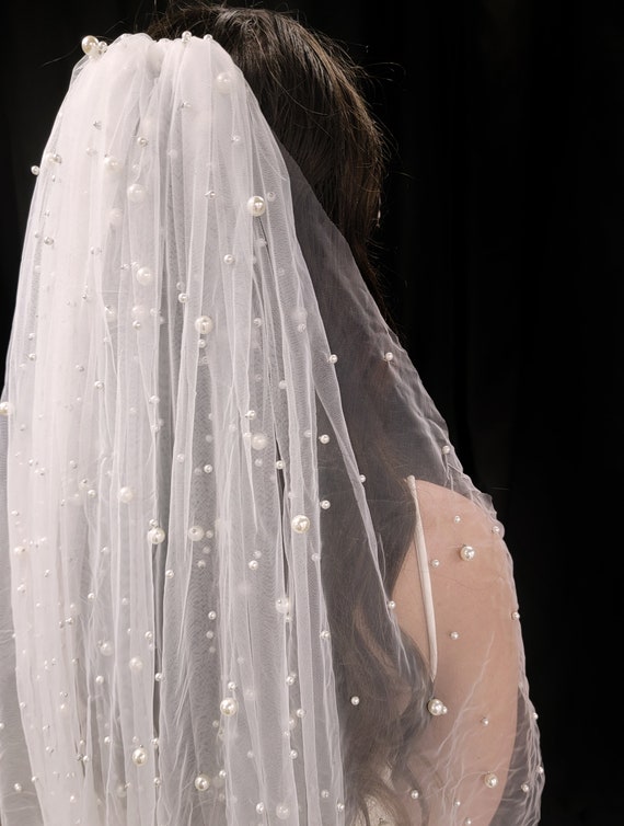 Light Ivory Pearl Beaded Wedding Veil | Wide Width Classy  display picture 3